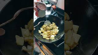 TikTok Live: Corned Beef Hash (with spinach) For Breakfast