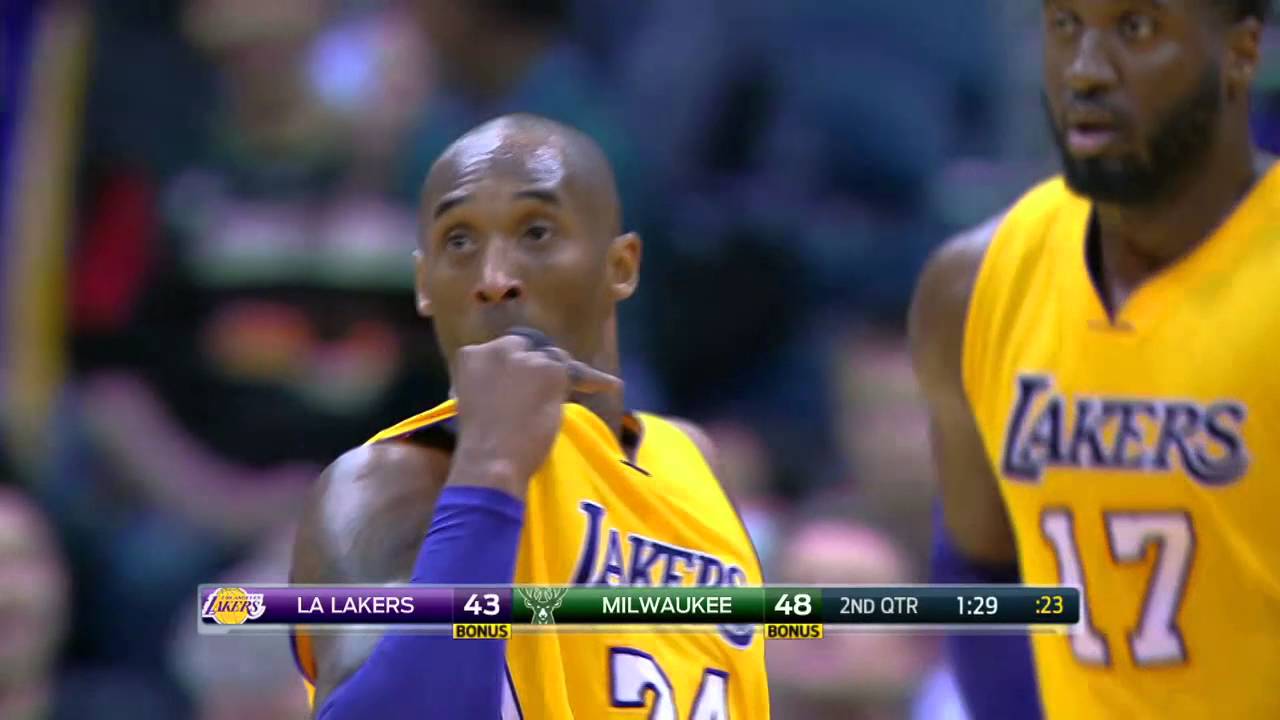 Los Angeles Lakers vs Milwaukee Bucks - February 22, 2016