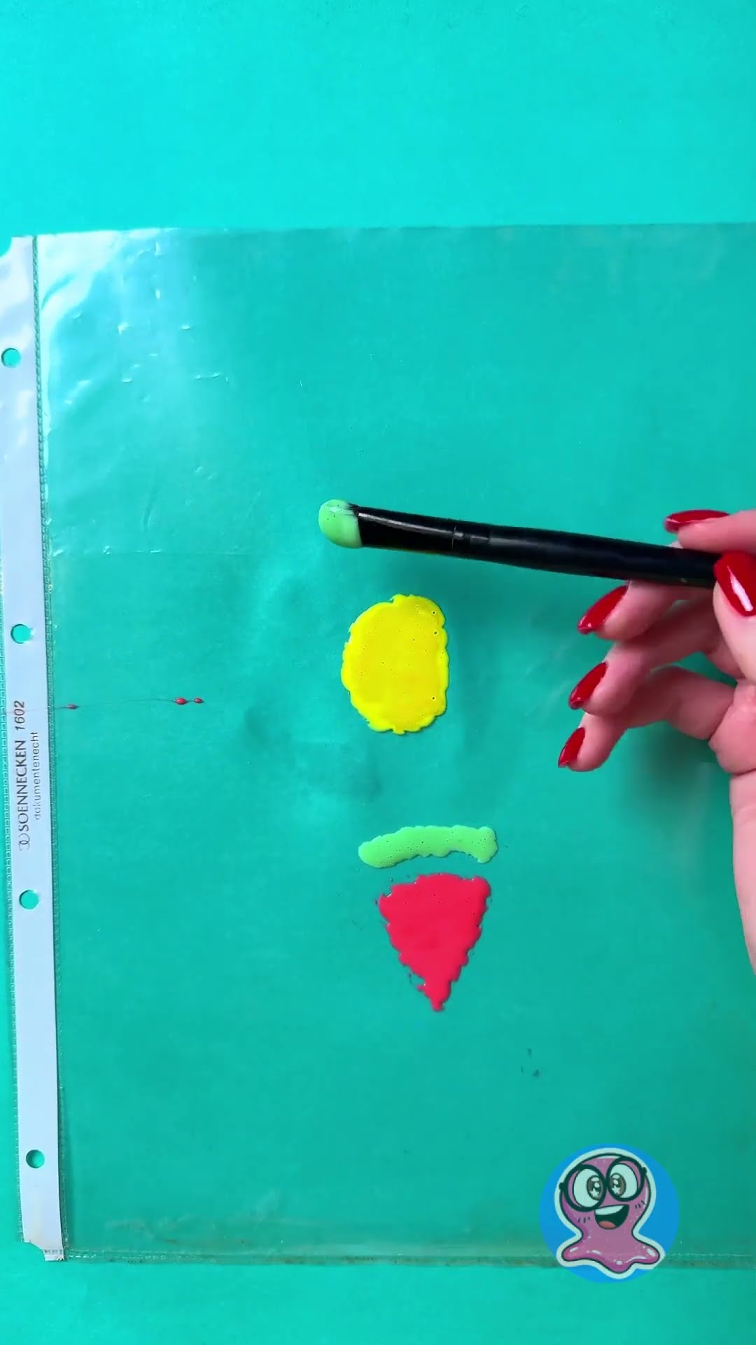 ¡De la pintura a un lindo arte para ventanas! ? #manualidades #DIY #arte #dibujo