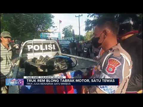 Detik-Detik Truk Rem Blong Tabrak Motor di Parepare