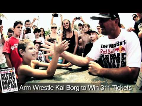 Ian Walsh Menehune Mayhem - TransWorld SURF