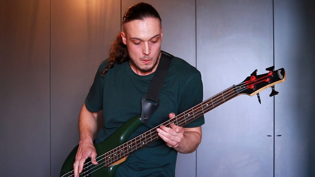 Metallica Lot de 6 médiators pour basse : : Instruments de musique  et Sono