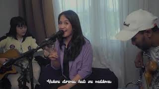 BUKAN PUJANGGA BASEJAM - STEFHANIE ADELIA COVER