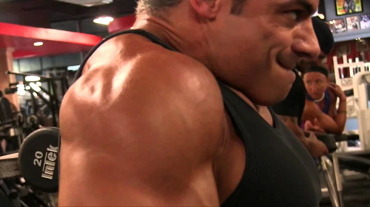 NPC Men's Physique Competitor DAVID GREGGO Workout...