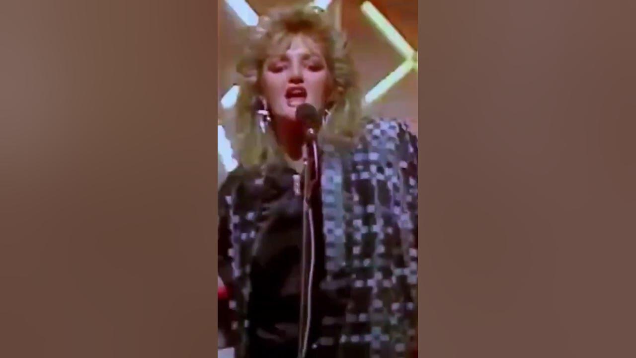 Bonnie Tyler - Holding Out For A Hero 1984