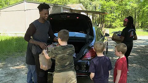 NFL Wide Receiver Dontrelle Inman Helps Hometown