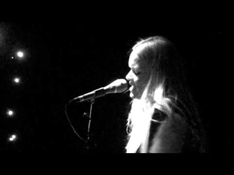 Tilde Vinther - Veje skilles (Live)