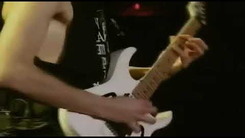 Paul Gilbert Insane String Skipping Solo #MrBig