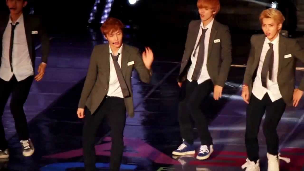 131009 아송페 으르렁 시우민