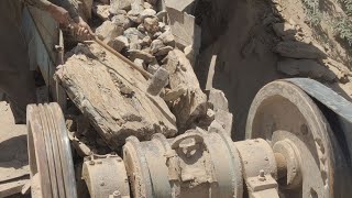 SuperGIANT Rock Crusher in Action | Satisfying Stone Crushing | Rock Crushing at Another Level