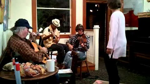 video Ruth Alpert Dancing