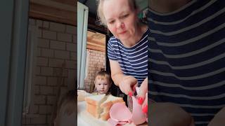 Быстрые бутерброды на даче #надаче #быстрыйзавтрак #дачнаяжизнь #вдеревне #простаяжизнь