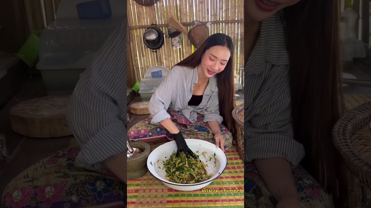 ซุบผักหวานใส่แหนงหน่อไม้และข่าจี่