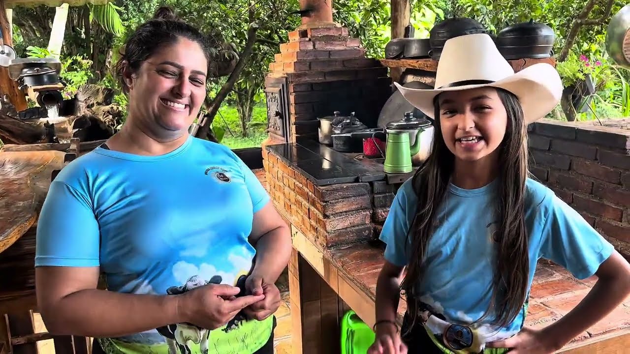 (PRIMEIRO VÍDEO DO CANAL) receita de pão de queijo!!!