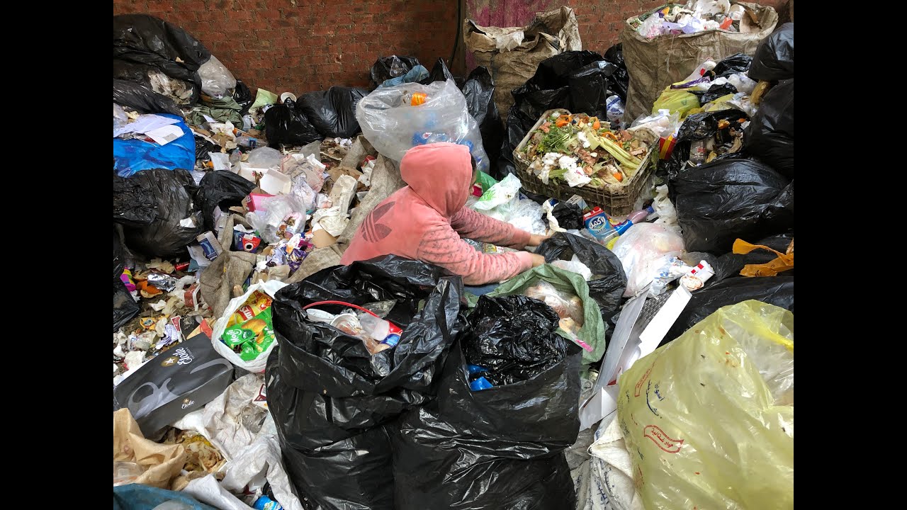 REPORTAGE - Zabbalines : vies d'ordures