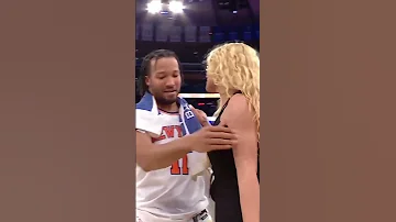 Iggy Azelia came to congratulate Brunson after his 40 piece in MSG!#shorts