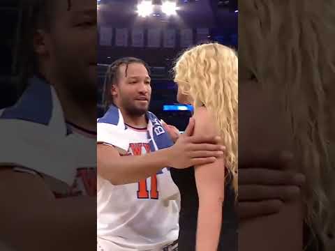 Iggy Azelia Came To Congratulate Brunson After His 40 Piece In Msg!Shorts