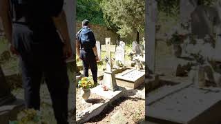 ⚰ Piccolo cimitero di un paesino in collina