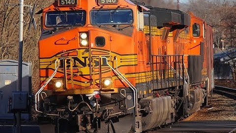 Early February 2019 Railfanning at Piscataway NJ: Nighttime Parades & Daylight Trains