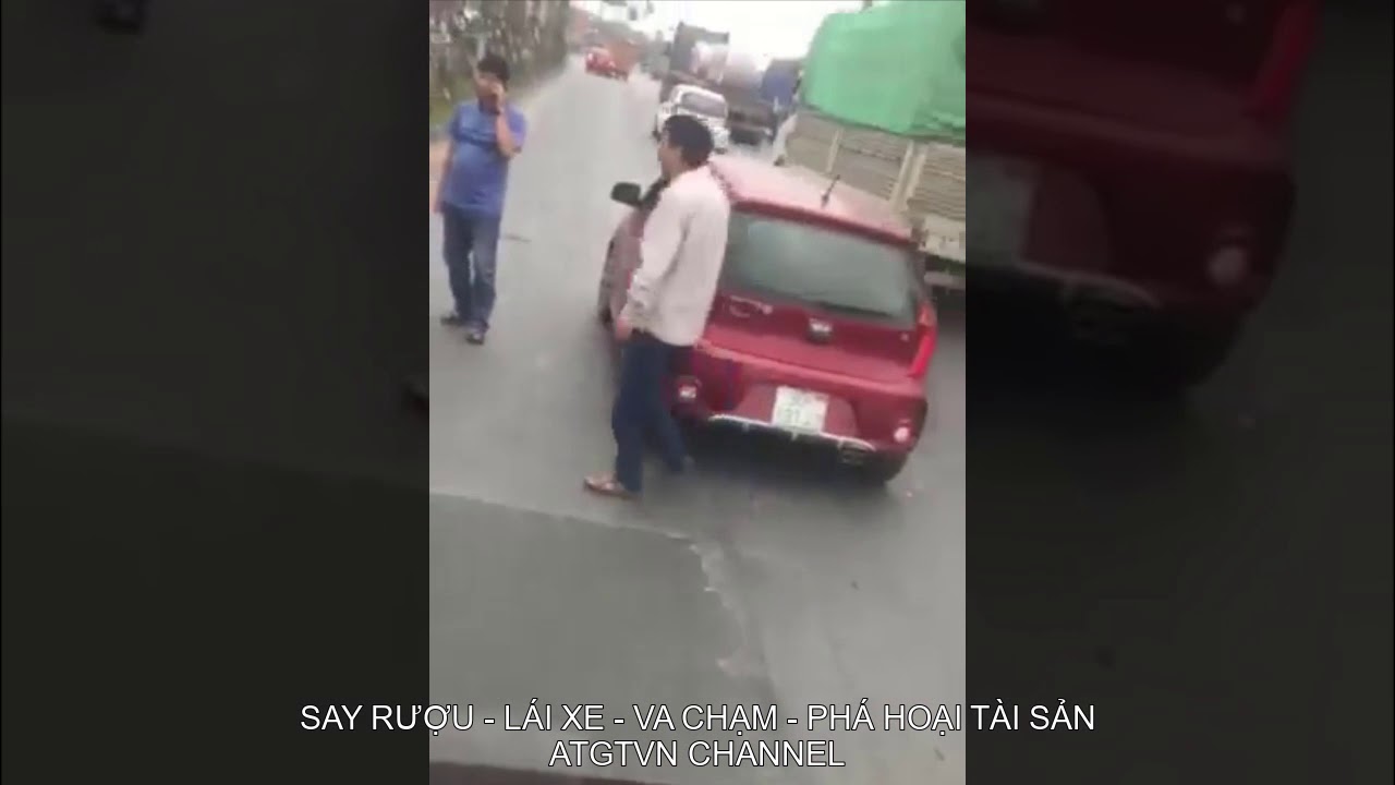 SAY RƯỢU LÁI XE VA QUỆT CÒN PHÁ HOẠI TÀI SẢN