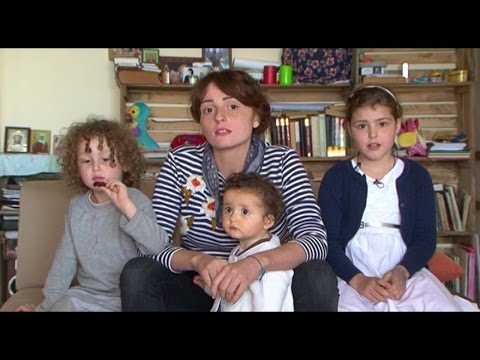 Download unavailable"}},"clickTrackingParams":"CAwQxzciEwixytCyv7aHAxUK2EkHHV2oD_MyC29mZmxpbmVsaXN0"}},"miniplayer":{"miniplayerRenderer":{"playbackMode":"PLAYBACK_MODE_ALLOW"}},"contextParams":"Q0FFU0FnZ0M="},"streamingData":{"expiresInSeconds":"21540