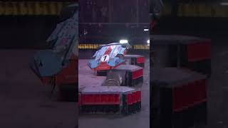 P1 driver stunned at the way this fight ends! | BattleBots: Vengeance in Vegas #shorts