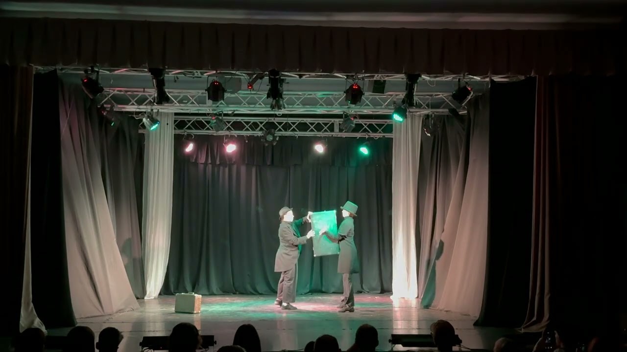 толстый и тонкий