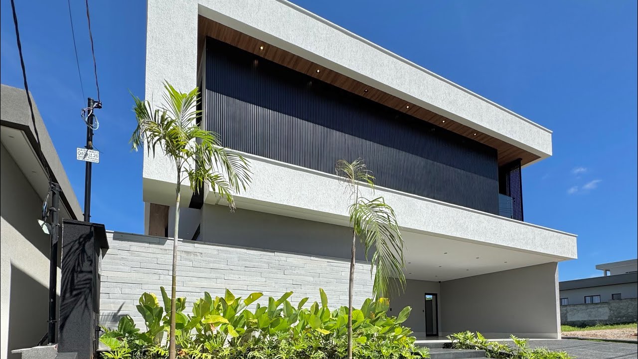 Triplex de luxo , a venda no condomínio Jardins Bolonha em Senador Canedo Go !