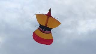 Nonton Tesplay Layang Layang Kuwir Di Pantai Er Jeruk Bali