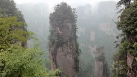 Dumb 揼抌髧 Video - China Travel Must See!! 中國旅遊須知 - "Most Dangerous Road in China! 有驚無險 張家界"