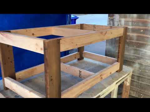 diy-$25-rustic-redwood-coffee-table.-great-project-for-all-skill-levels.