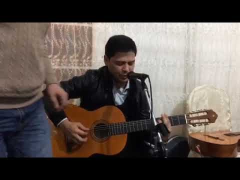 Mekan Atayew gitaradaa