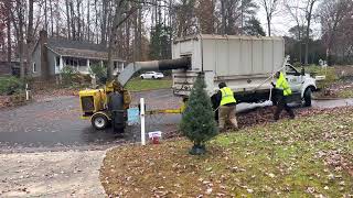 Leaf Collection w/ Vacuum Truck