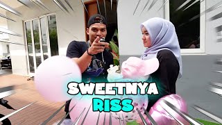 PEMBERIAN TANDA MINTA MAAF BUAT MIMI