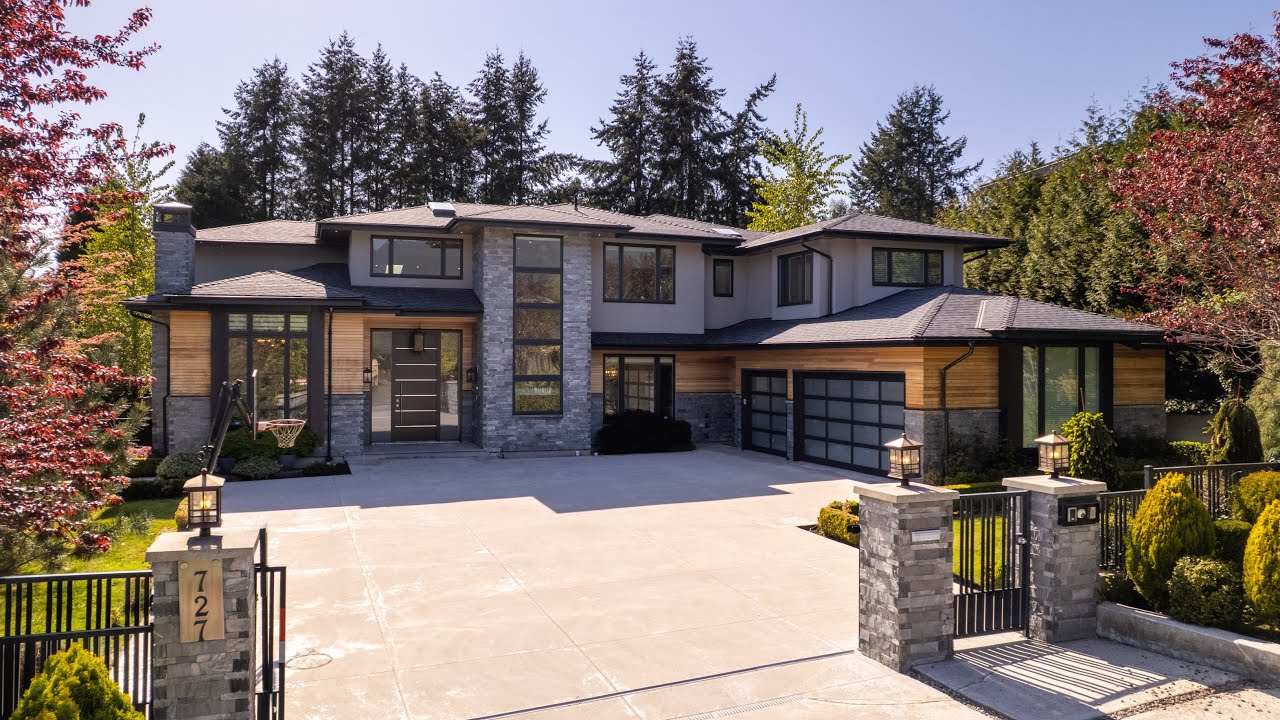 727 Biddesden Place, West Vancouver