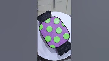 Candy cake! Use code FROSTLOVE10 for a discount at frostform.com #cake #halloween #ytshorts #shorts