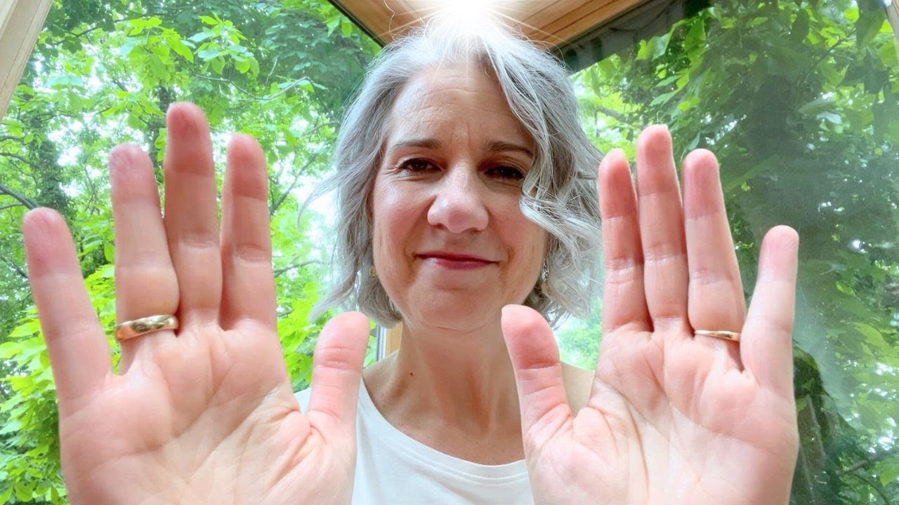 💎 ASMR Reiki for Crown Chakra Activation 💎 | Connect to Divine Light ...