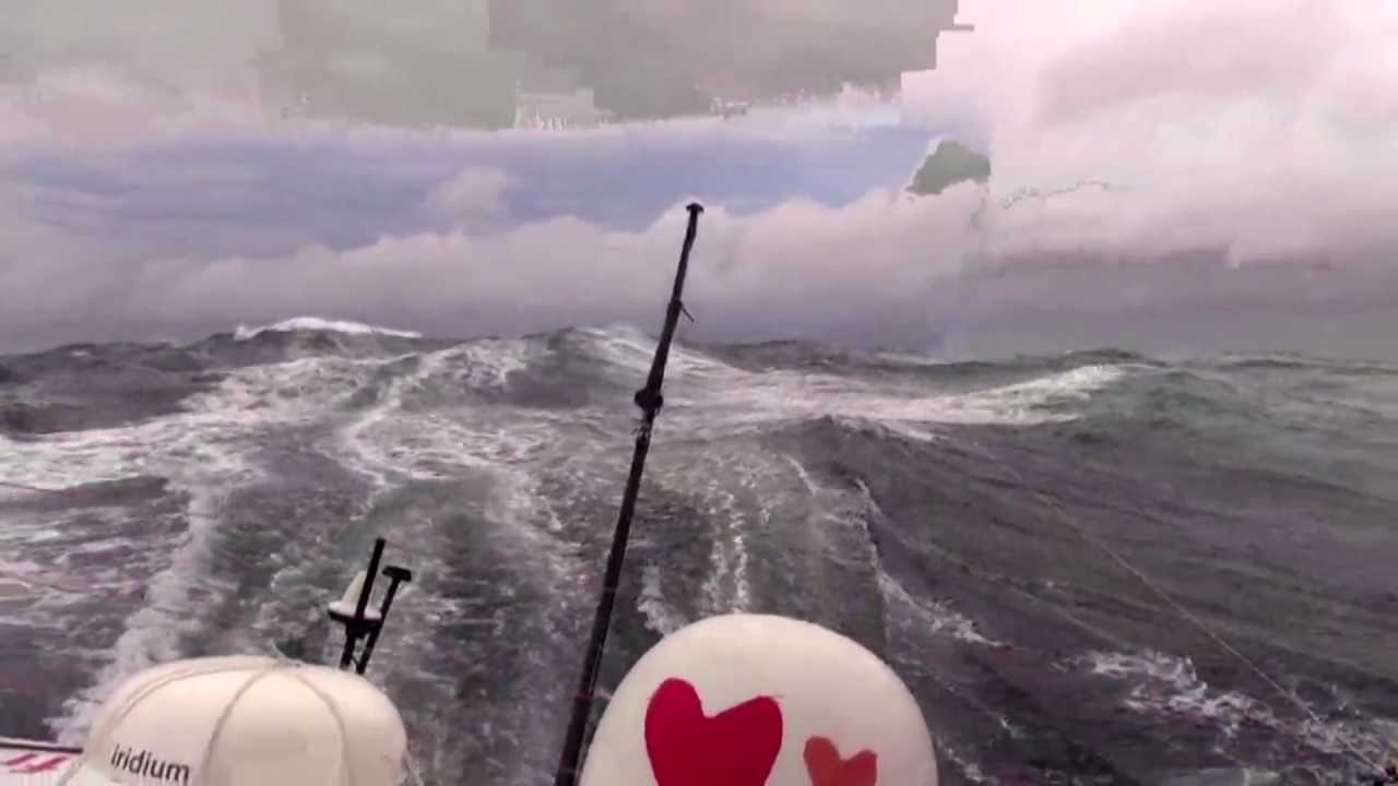 Du travail pour Tanguy de Lamotte sur Initiatives Coeur - Vendée Globe 2012