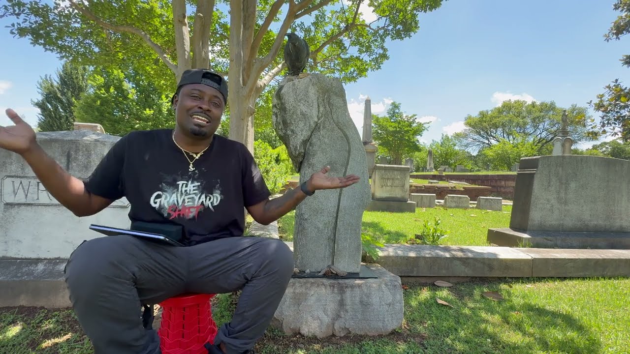 Сеанс «Духовной коробки» на кладбище с привидениями в Атланте — один дух показал себя