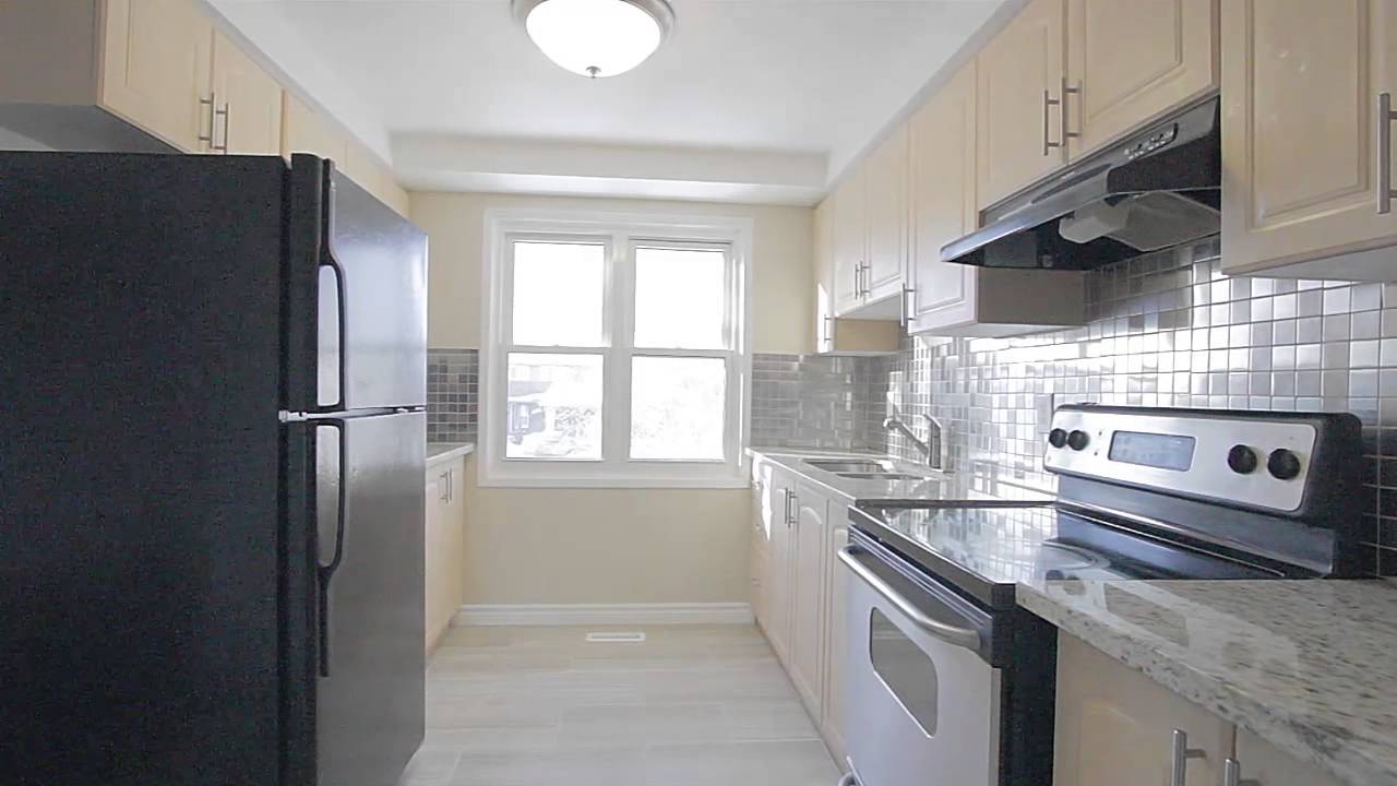 7519 Wildfern Drive, Mississauga