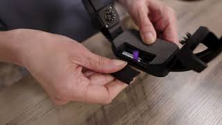 Replacing the battery | How to Replace the AAA Battery