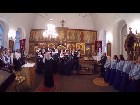 Петь в церковных