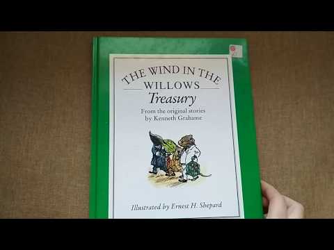 Дитяча книга The wind in the Willows