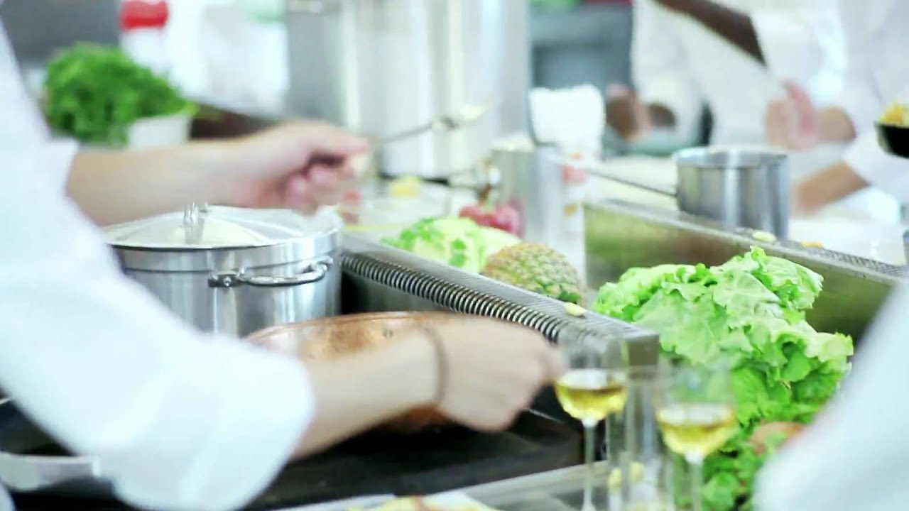 Spot Escolas do Turismo de Portugal 2010 - Estamos a procura do teu talento