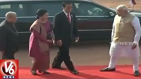 Presiden Indonesia Joko Widodo Mengunjungi India | Upacara Penyambutan di Rashtrapati Bhavan | Berita V6
