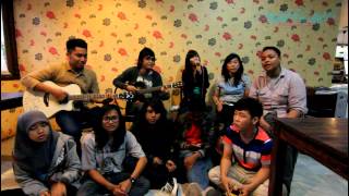 Download Lagu Diam-Diam Suka cover by @AnisaChibi dan insomNISA MP3