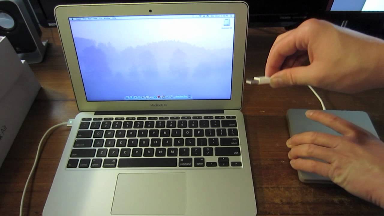 Apple USB SuperDrive Unboxing and Demo! - YouTube