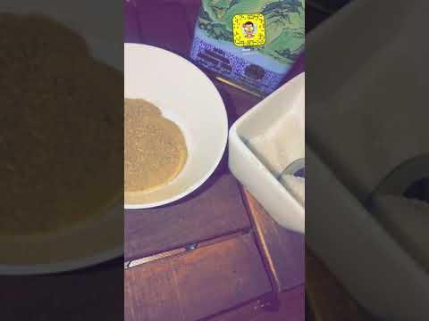 مقشر الشاي الأخضر لإعادة تجديد البشرة ونعومة البشرة