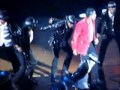 Hermano de Michael Jackson le canta en homenaje