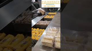 Automatic multi sachets in big bag flow pack machine Secondary packaging machine Majorpack 多包饼干二次包装枕